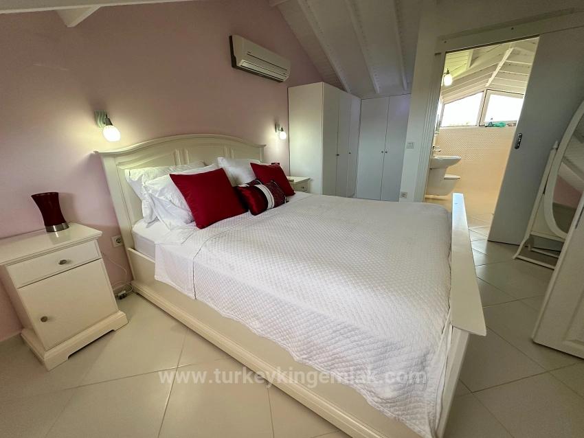 Dalyan Osmanağalar Da Site İçerisinde Satılık Tripleks Villa