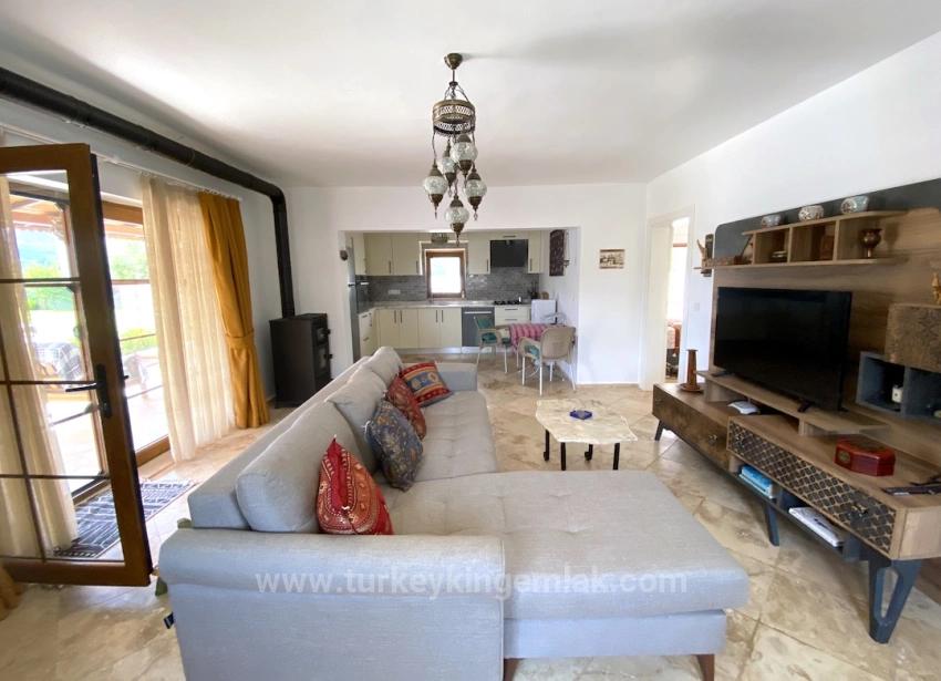 Dalyan Okçular Da Geniş Arsa Üzerinde Satılık Müstakil Villa