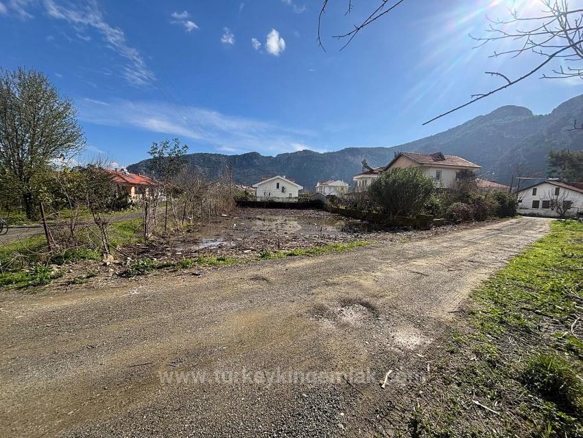 Muğla Dalyan Arıkbaşı’nda Satılık Konut İmarlı Köşe Parsel