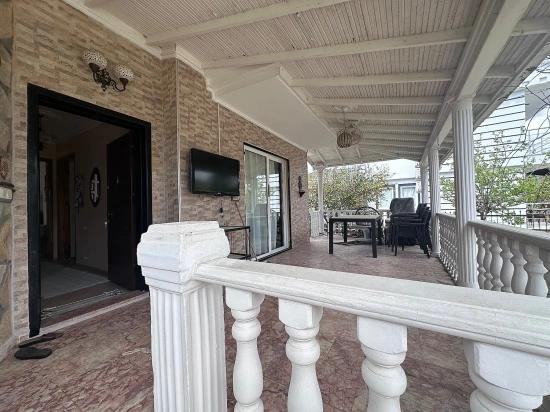 500M² Özel Arsa İçerisinde Karakterli Villa – Büyük Potansiyel Sunuyor