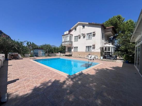 Dalyan Marmarlı Da Doğayla İç İçe Triplex Villa