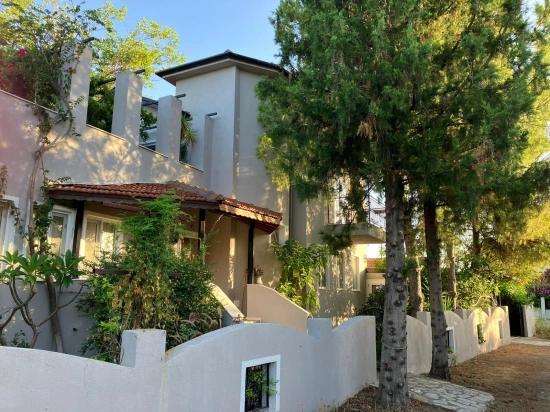 Müstakil Daireli, Eşsiz Akdeniz Villası