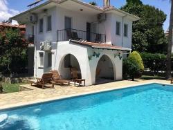 Ortaca Dalyan Mah. Satılık 3+1 Villa - 454 m²