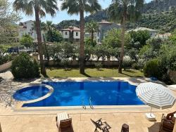 Dalyan’ın Kalbinde Eşi Benzeri Olmayan Saray Zarafetinde Bir Villa