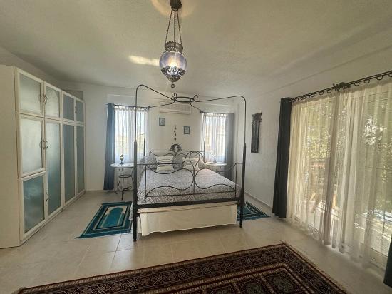 Müstakil Daireli, Eşsiz Akdeniz Villası