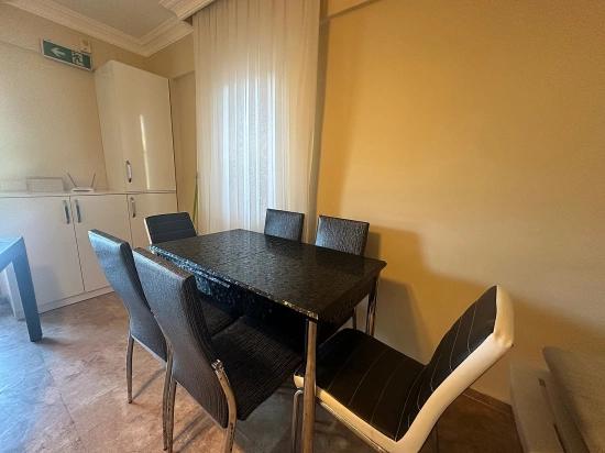 Dalyan Maraş Bölgesinde , Nehir Manzaralı Satılık Villa